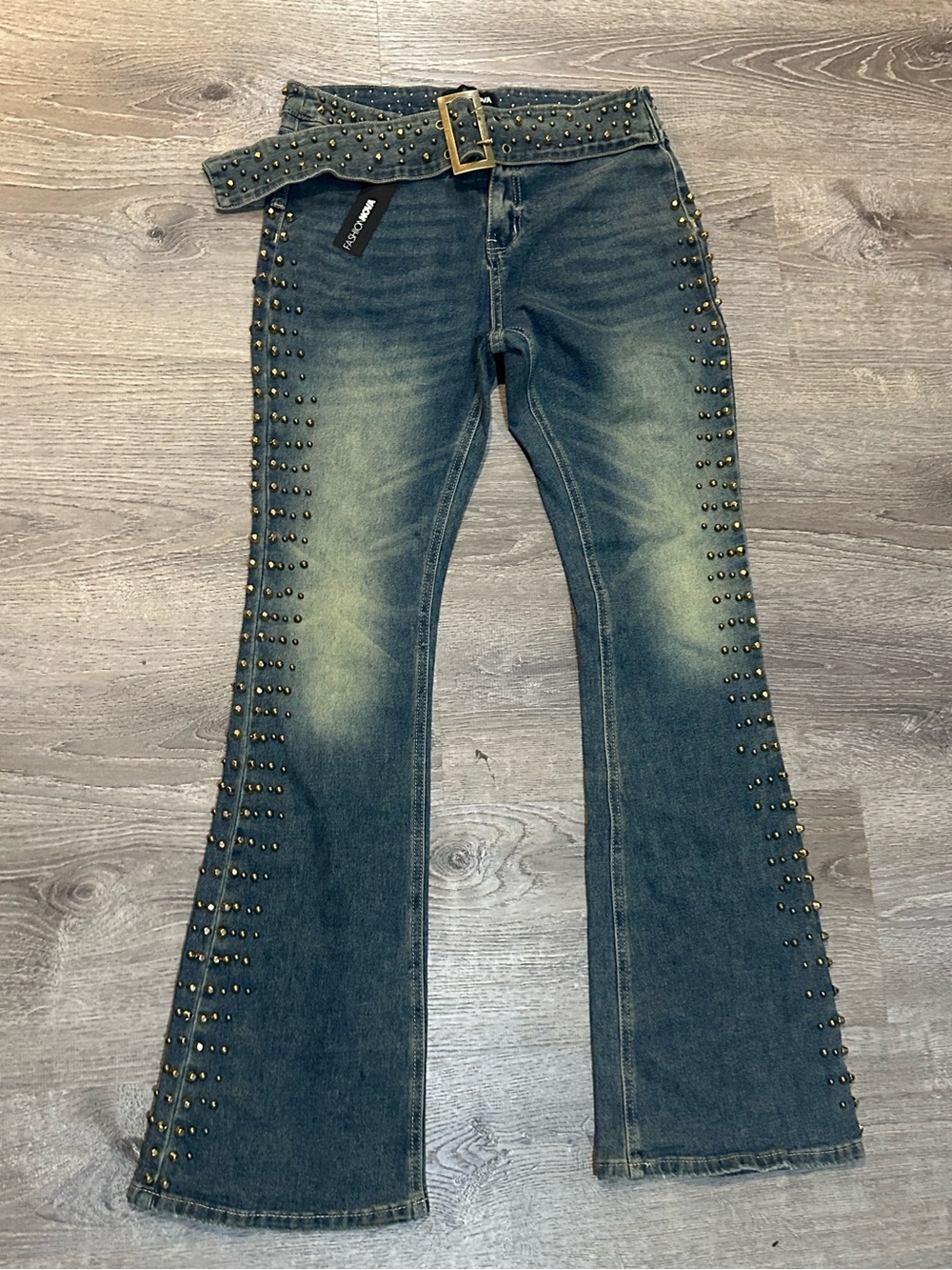 Fashion Nova Studded Rhinestone Embellished Wide Leg Jeans with Belt Size 11 NWT